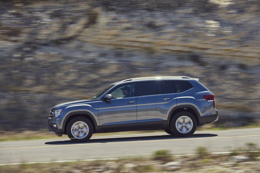  Volkswagen Atlas V6 4Motion 2017 года  (фото 5 из 52)